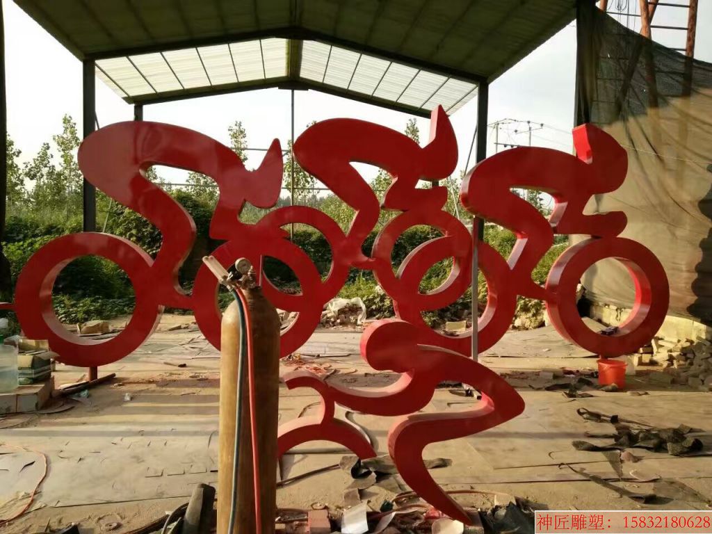 运动人物 人物抽象不锈钢雕塑